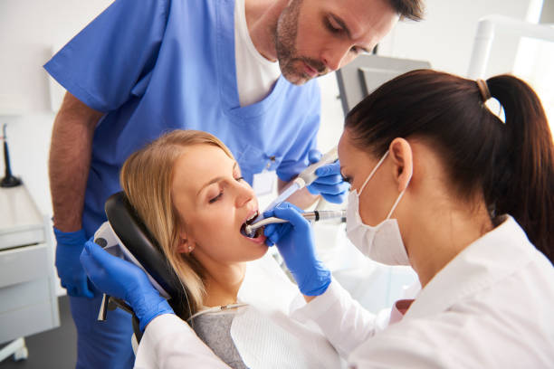 Best Periodontal (Gum) Disease Treatment  in Olmsted Falls, OH