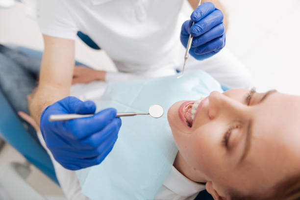 Best Tooth Extraction  in Olmsted Falls, OH